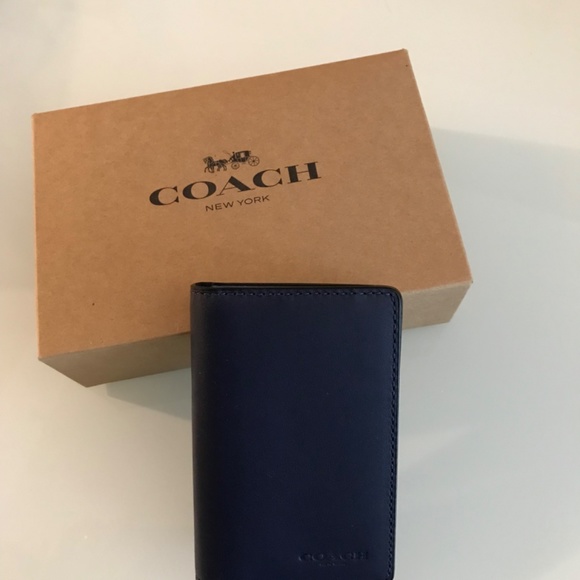 Coach CardHolders - Picture 8 of 9